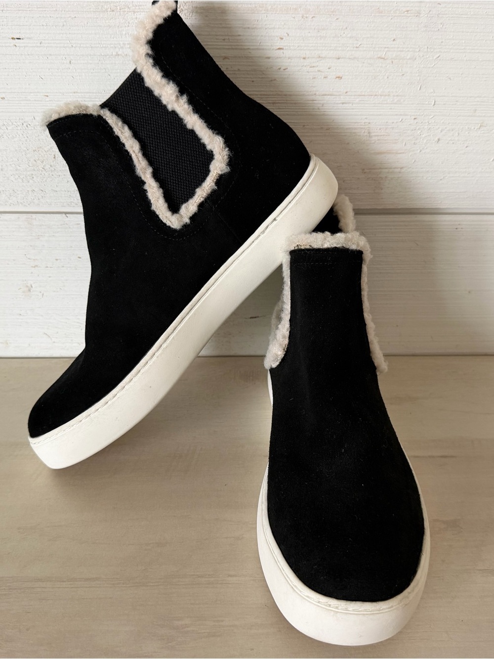 Lucky Brand LP-KICHAI Women's Black Faux Fur Trim Lined Slip On Bootie 10M